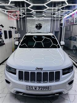 جیپ گراند شیرۆکی